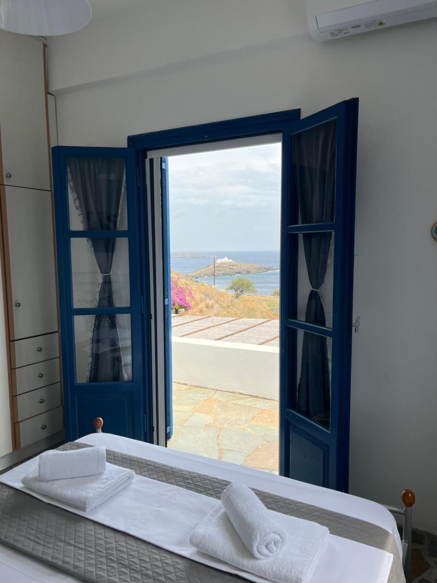 Serensea Bliss, Naousa, Kíthnos Exteriör bild