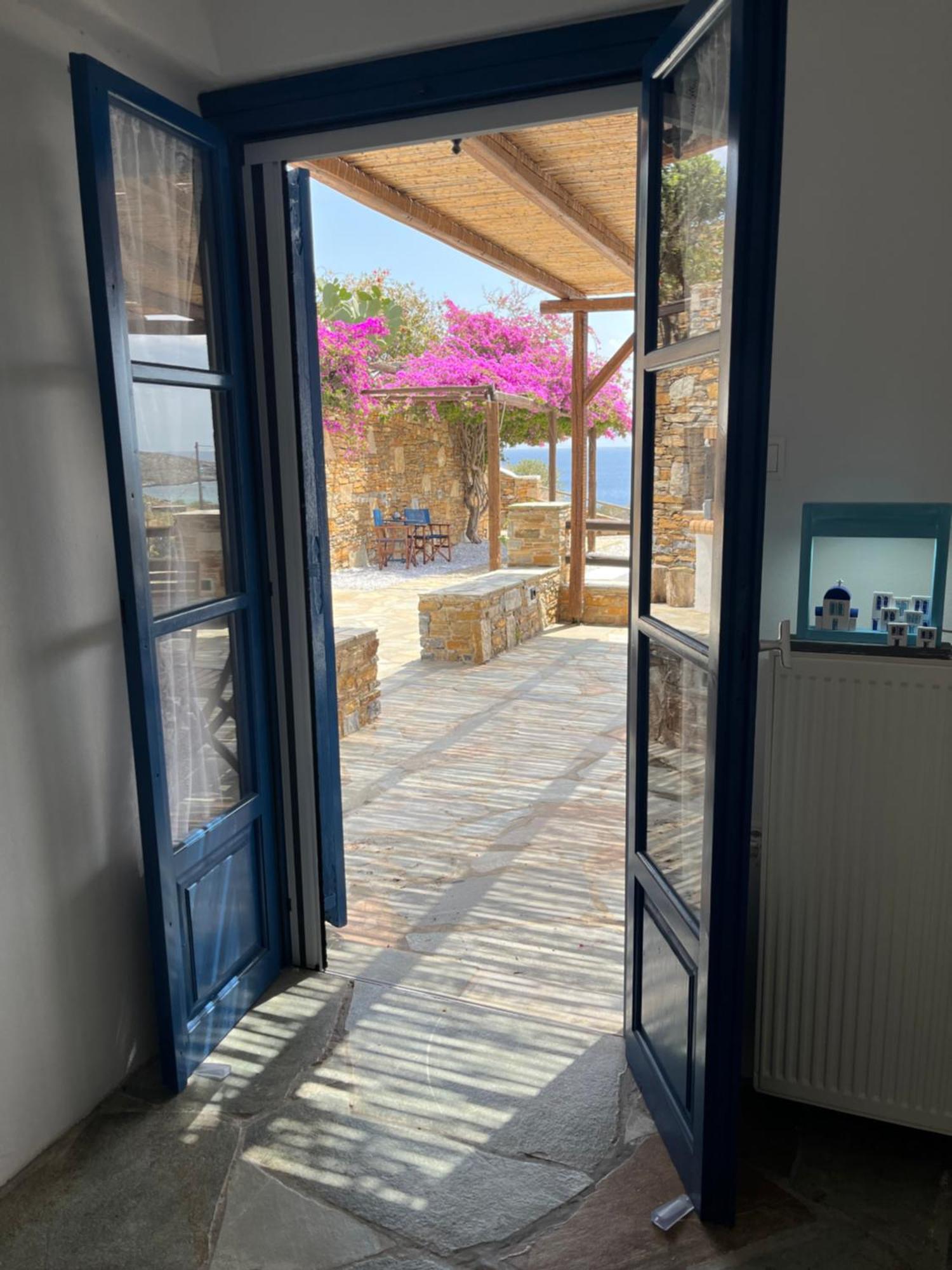 Serensea Bliss, Naousa, Kíthnos Exteriör bild