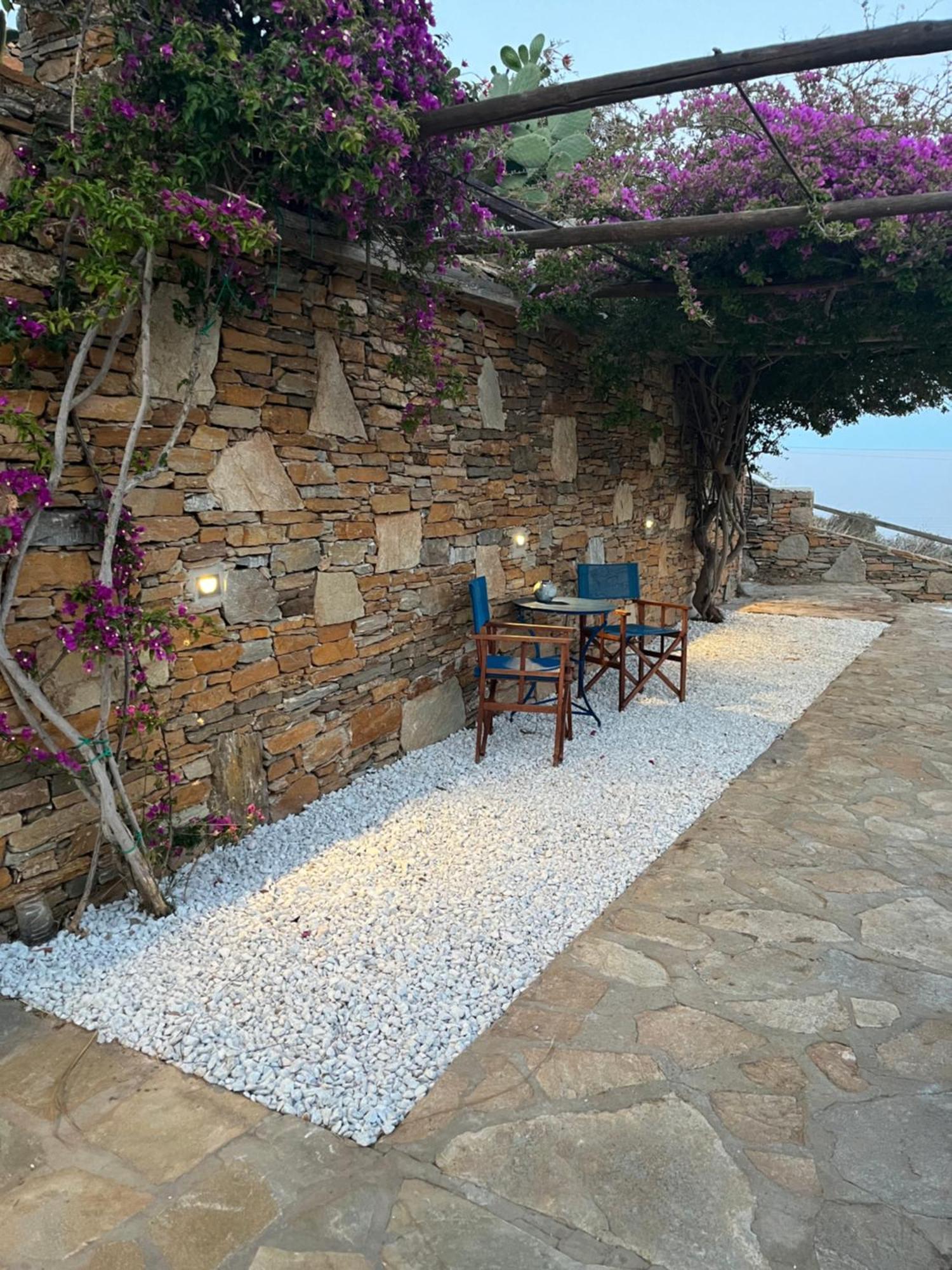 Serensea Bliss, Naousa, Kíthnos Exteriör bild